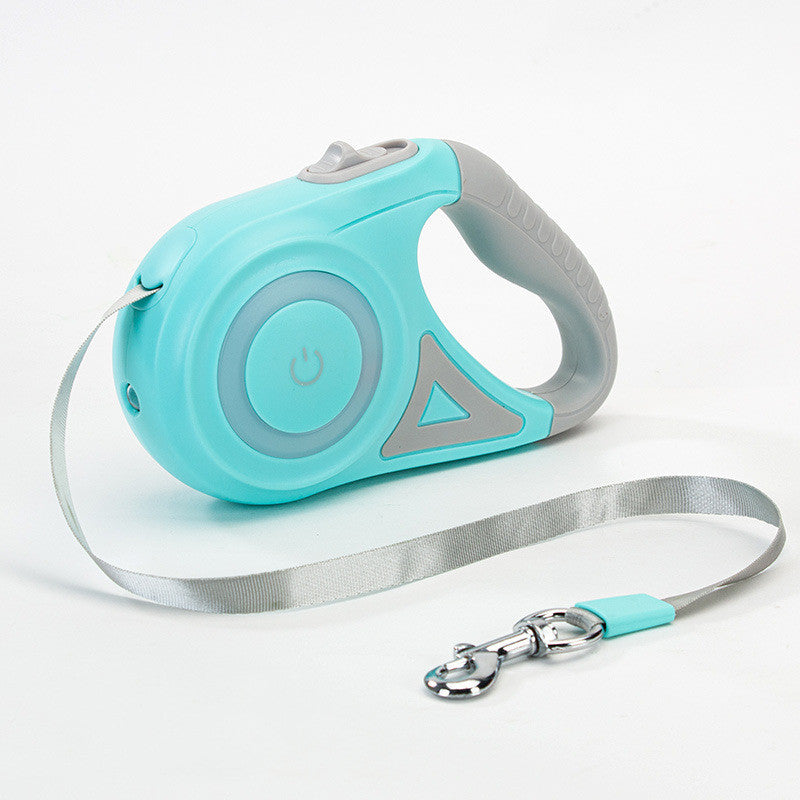 Retractable leash with light